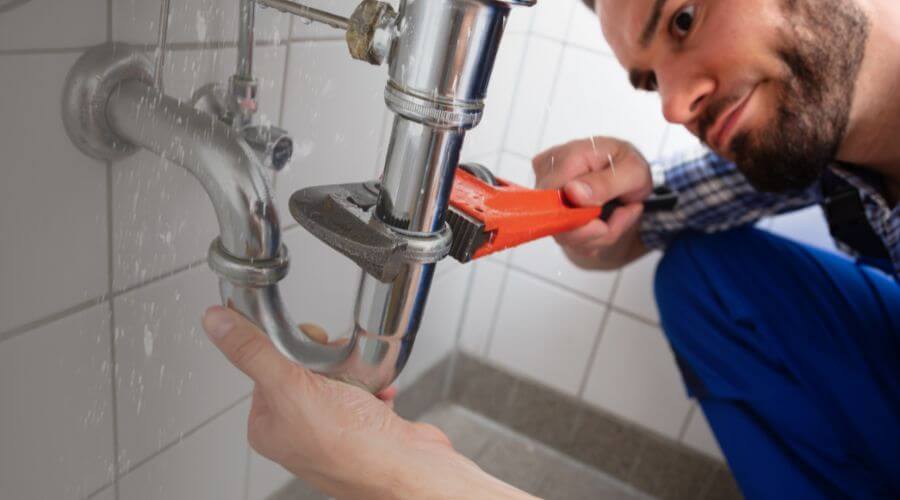 Professional same day plumber services in Pocahontas, IL